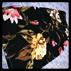 High waisted flower pencil skirt